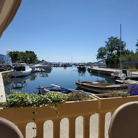 Lägenhet Apartman Ivano - Poljana Poljana (Ugljan)